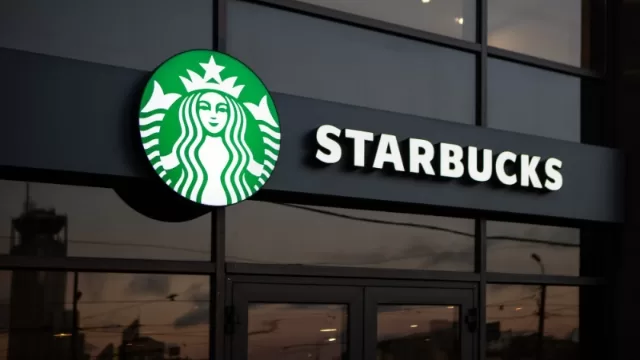 Kahve zinciri Starbucks boykotlar nedeniyle Orta Doğu’daki mağazalarında işten çıkarmalara gidiyor